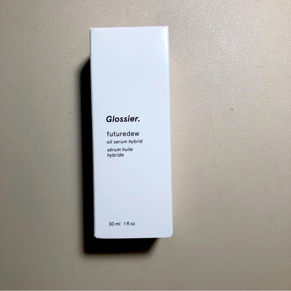 Glossier Future Dew BNIB - Picture 1 of 2